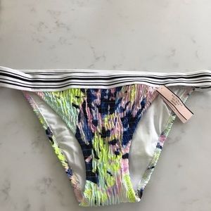 NWT Victoria’s Secret Rouched Bikini Bottom